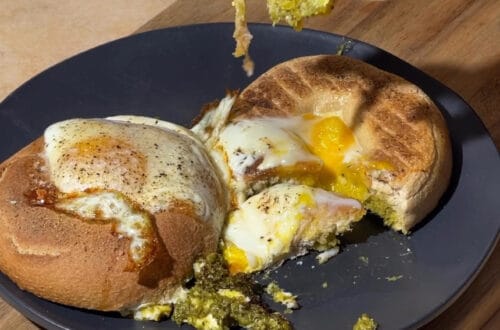 air fryer pesto bagel and egg